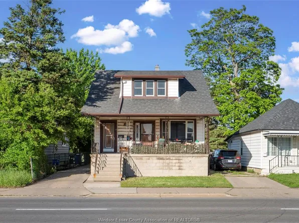 2404 Howard Ave, Windsor, ON N8X 3V3