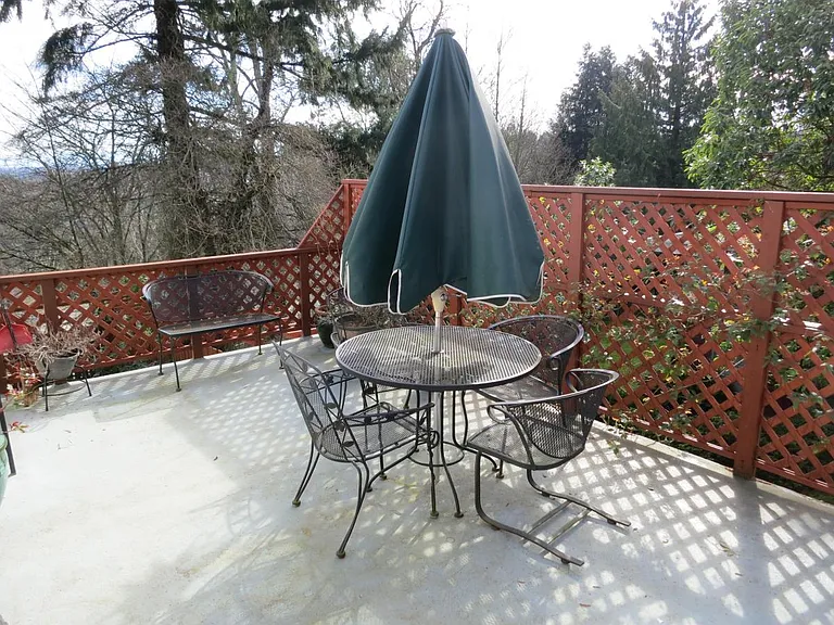 10502 Victory Ln NE — Photo 15