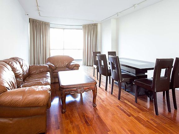 2nd image of 300 3rd St APT 619