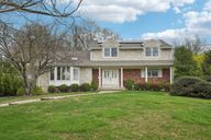 N Hillside Ave-1704-001.jpg