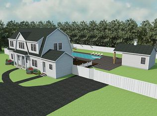 5 Canoe Place Rd, Hampton Bays, NY 11946