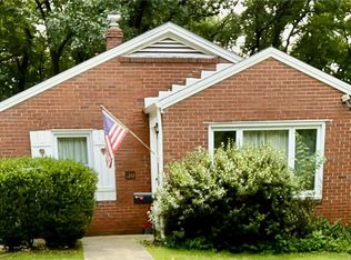 30 Crystal Pl, Oakmont, PA 15139