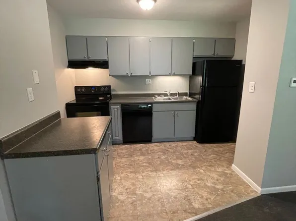 Locust View Residences, 515 N 17th St #8, Niles, MI 49120