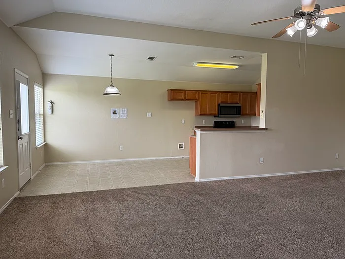 301 Meadow Lark Ln — Photo 18