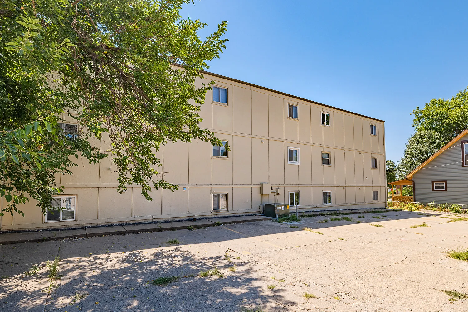 2312 R St — Photo 3