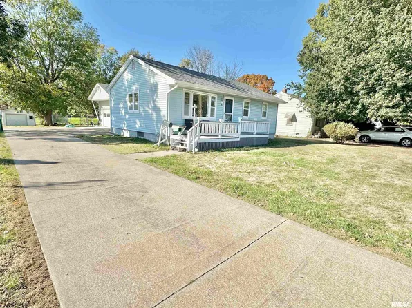 98 Dietrich Ave, Galesburg, IL 61401