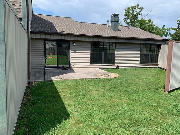 4th image of 10 Lakeshore Ter Unit 74