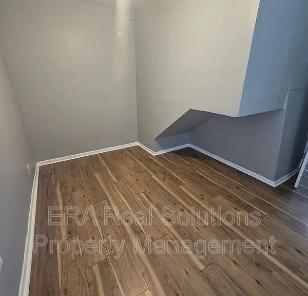361 S Harris Ave #A — Photo 17