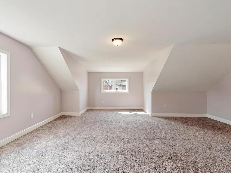 7 Butler Ave #5 — Photo 18