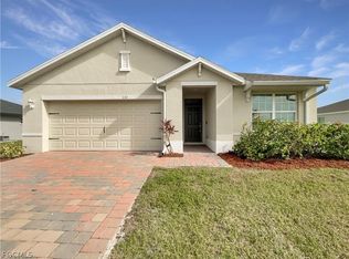 131 NE 23rd Pl, Cape Coral, FL 33909