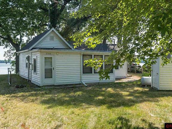 3rd image of 3704 Sioux Ln