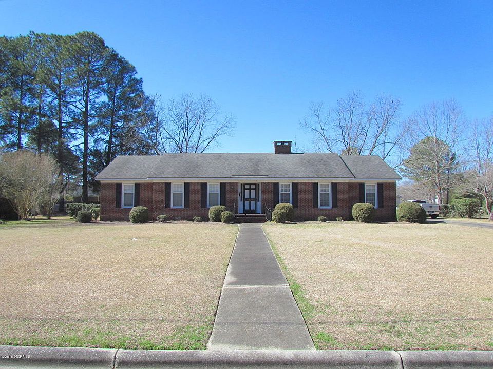 1st image of 3236 Duke Dr