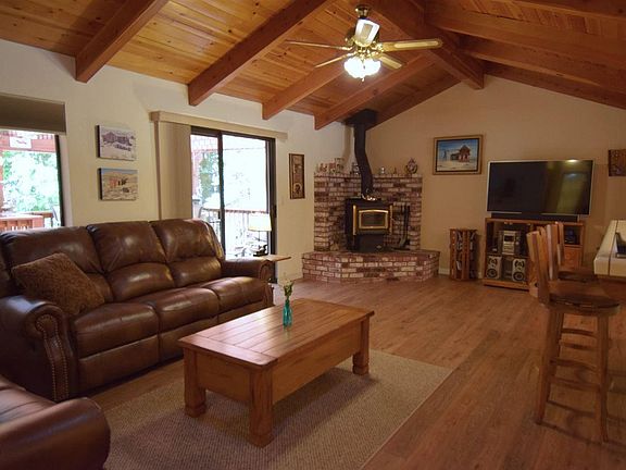 4th image of 16889 E Brookside Dr
