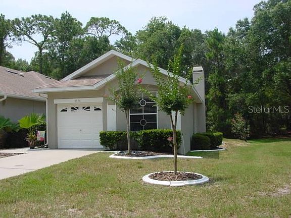 2nd image of 4345 Lake Shore Dr