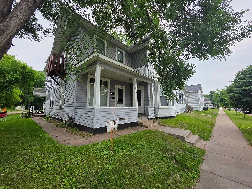 519 N Barstow St