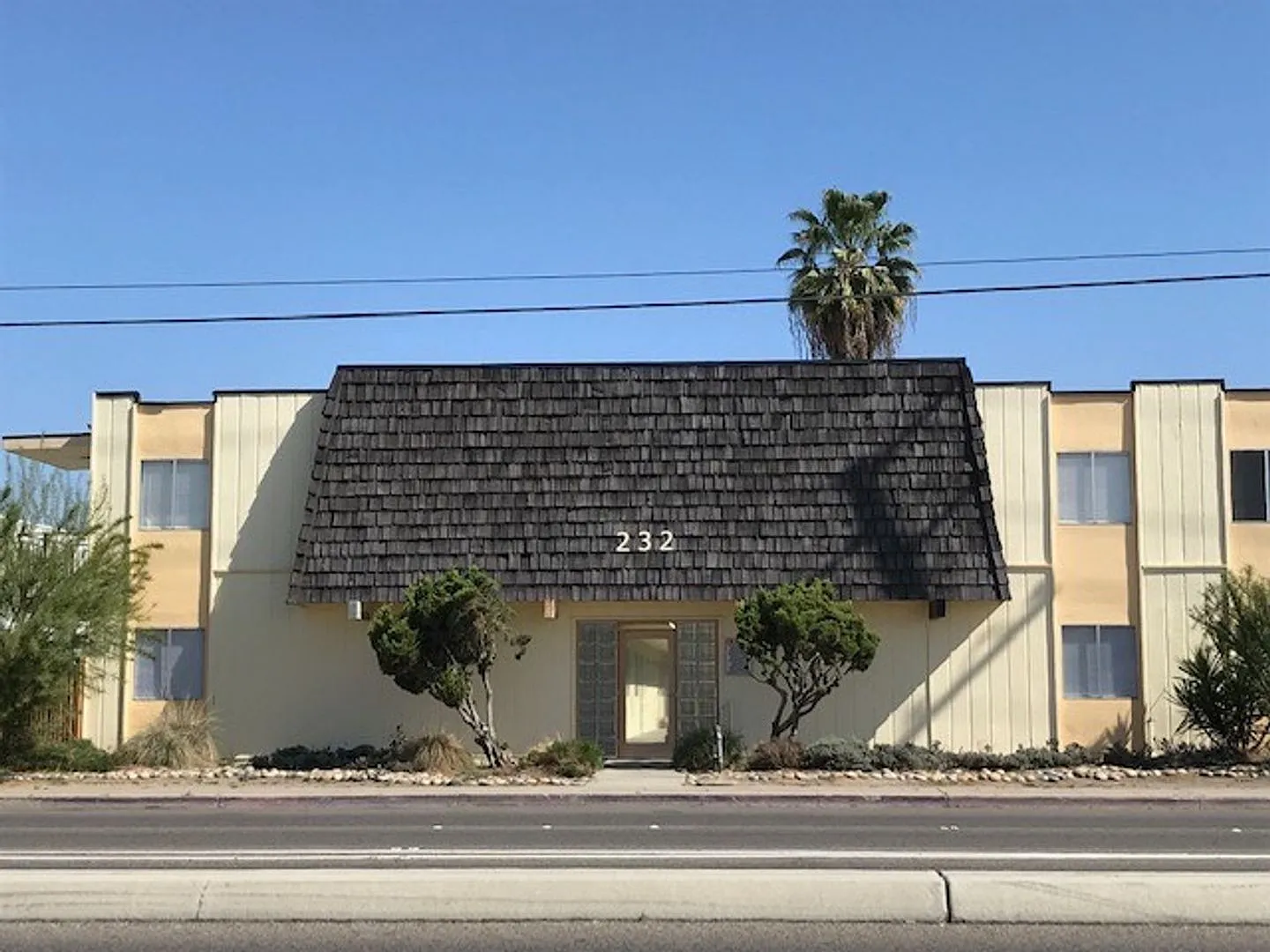 232 W Caldwell Ave — Photo 4