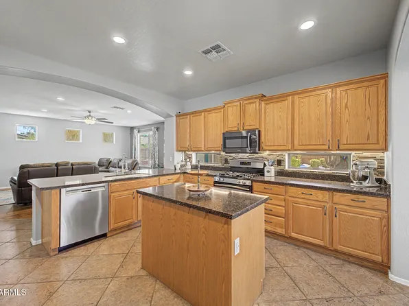 4062 S WAYNE Place, Chandler, AZ 85249