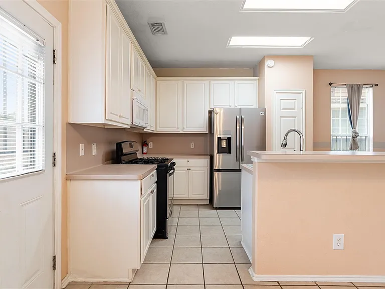3318 Palston Bend Ln — Photo 8