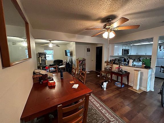 5th image of 3309 Harris Park Ave