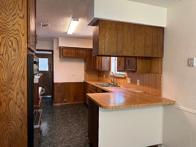 4715 Ridgeline Dr — Photo 5