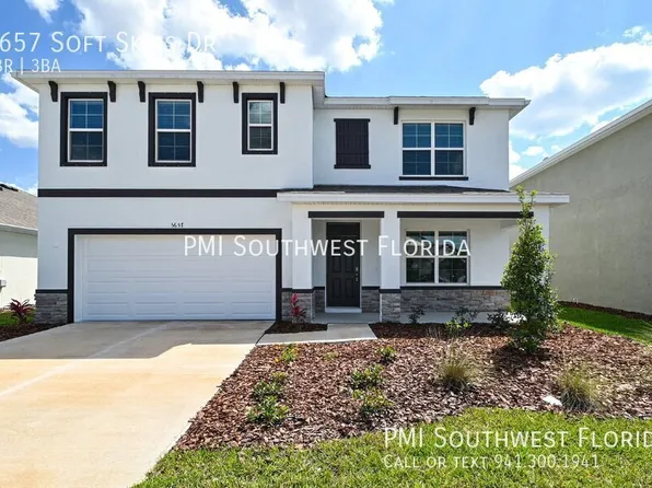 5657 Soft Skies Dr, Sarasota, FL 34238