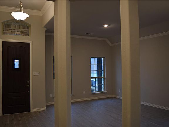 3rd image of 1716 Sagewood Dr