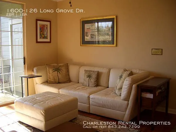1600-126 Long Grove Rd — Photo 4