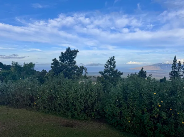 122 Mauna Pl #2, Kula, HI 96790