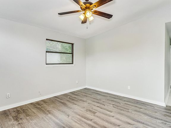 4th image of 926 Twinbrook Ave