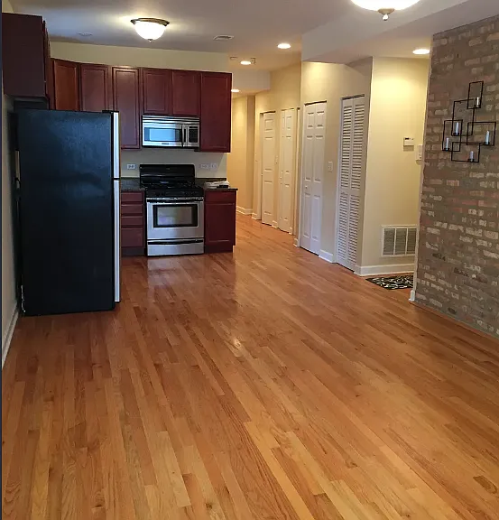 3810 W Belle Plaine Ave #1 — Photo 4