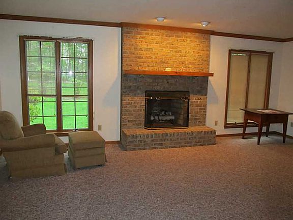 5th image of 133 Winterwood Dr