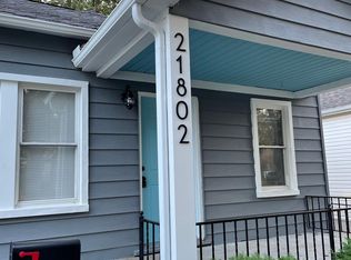 21802 Elizabeth St, Saint Clair Shores, MI