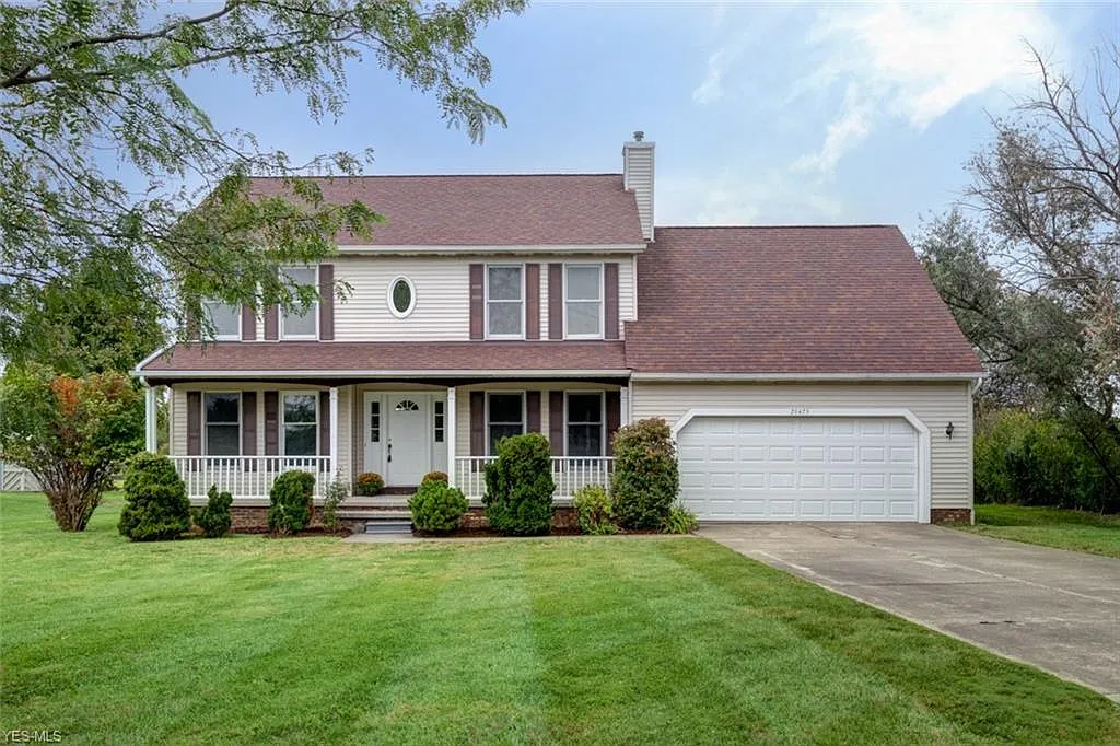 29425 Chardon Rd photo 1