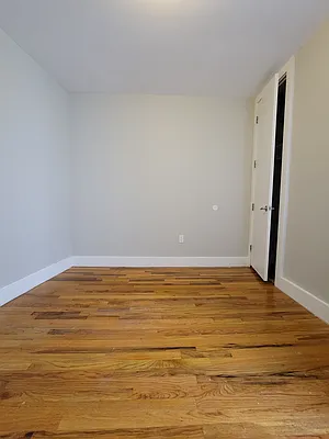 Rented by Lodger Corp | media 21