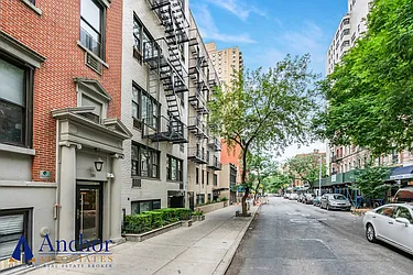 Rented by Anchor Associates