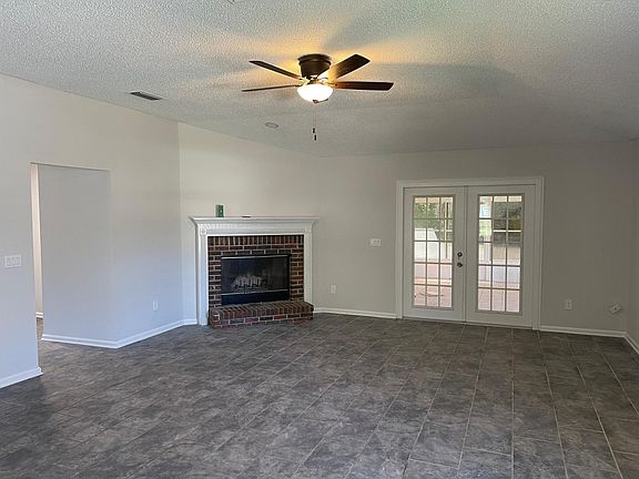 4th image of 1111 Hidden Cove Cir N
