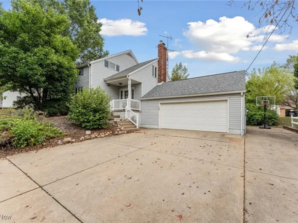 4384 Swallen Ave, Louisville, OH 44641