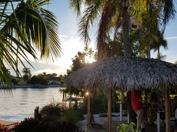 (undisclosed Address), Saint Pete Beach, FL 33706