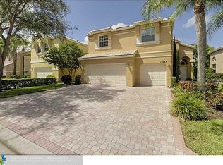 11463 NW 49th Dr, Coral Springs, FL 33076
