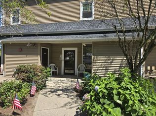996 East St #4, Walpole, MA 02081