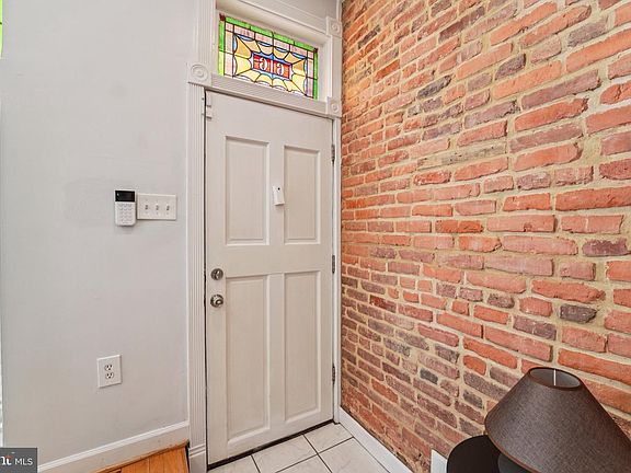2nd image of 616 S Belnord Ave