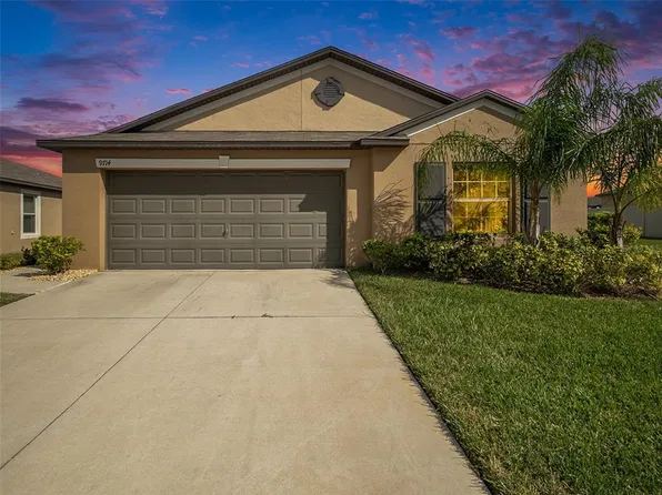 9714 Channing Hill Dr, Ruskin, FL 33573