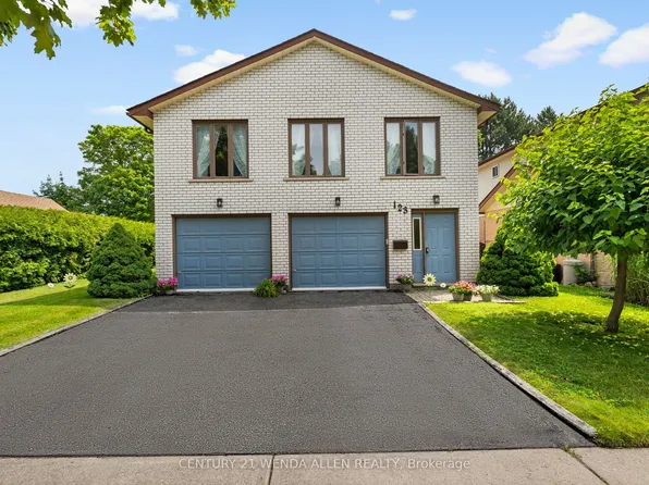 123 Ardwick St, Whitby, ON L1N 8A2