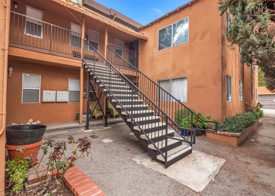 1 bed, 675 sqft, $1,725 — Photo 1