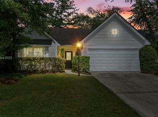 7 Lake Linden Dr, Bluffton, SC 29910