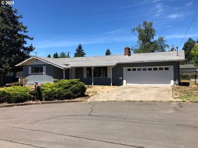 1568 NW Martin Ave, Roseburg, OR, 97471
