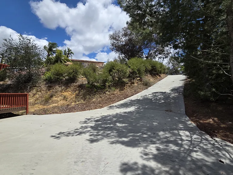12294 Mirar De Valle Rd — Photo 2