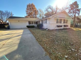 1306 Farmstead St, Wichita, KS 67208