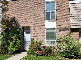 703 Burnhamthorpe Rd #65, Toronto, ON M9C 2Z6