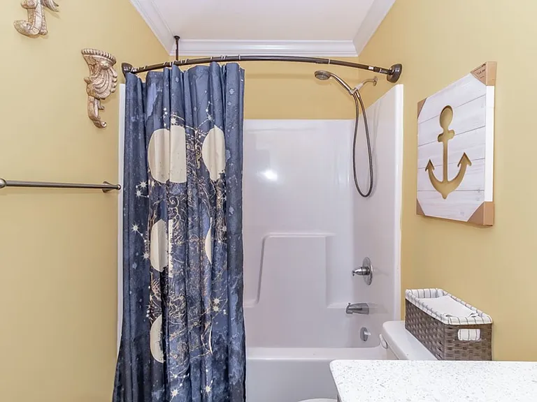 2112 Kinsale Ave — Photo 35